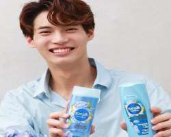 The actor has earned several brand endorsements including Calvin Klein, Cathy Doll cosmetic brands, Sunsilk due to his popularity.